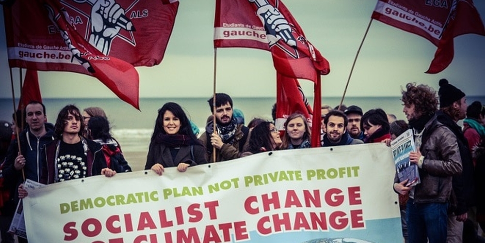 Le capitalisme tue : Exproprions les criminels climatiques!