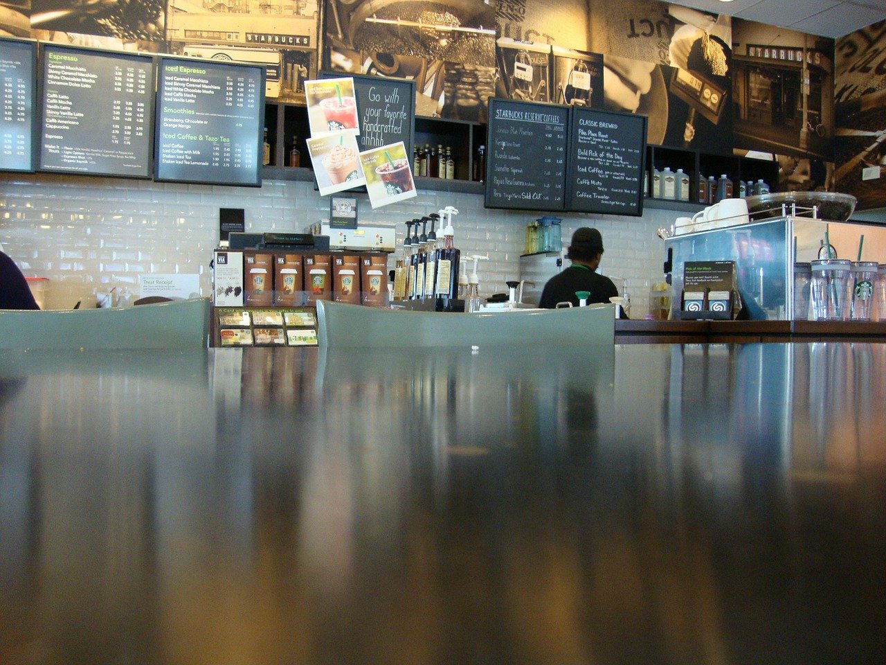 La génération Z embrasse le syndicalisme et l’impose chez Starbucks