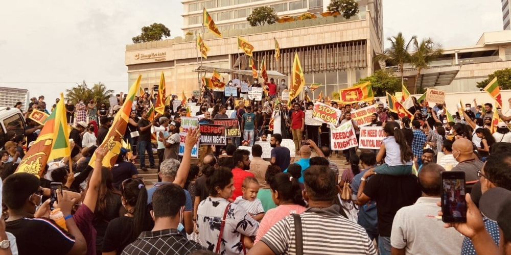La prise d’assaut du palais présidentiel oblige Gotabaya Rajapaksa à quitter le pouvoir