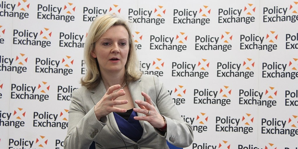 Liz Truss démissionne, le gouvernement s’effondre : dégageons les Tories!